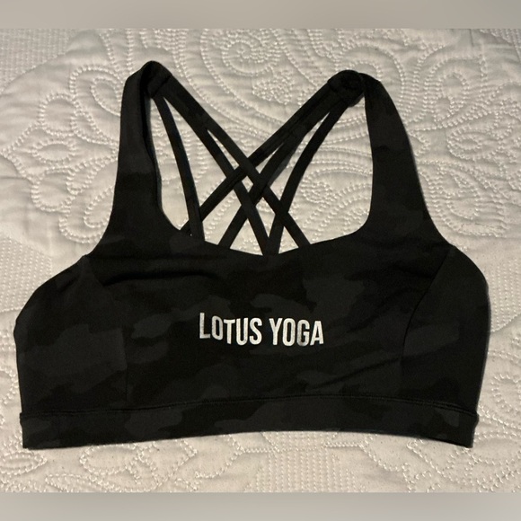 Lululemon Athletic Sports Bra with Strappy Design black and gray camouflage size - Picture 3 of 7